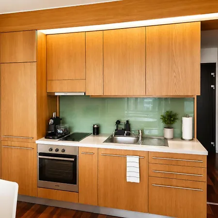 Bl Yachtclub Lakeview Apartment Balatonlelle